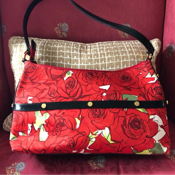 St. John red rose handbag - Picture 2 of 15